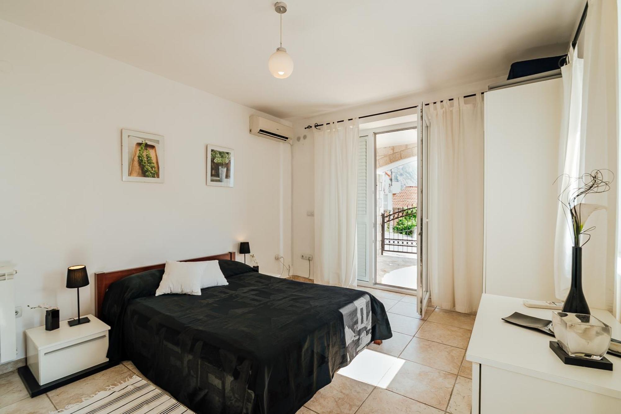 Holiday Home Amanda Hollick Kotor Dış mekan fotoğraf