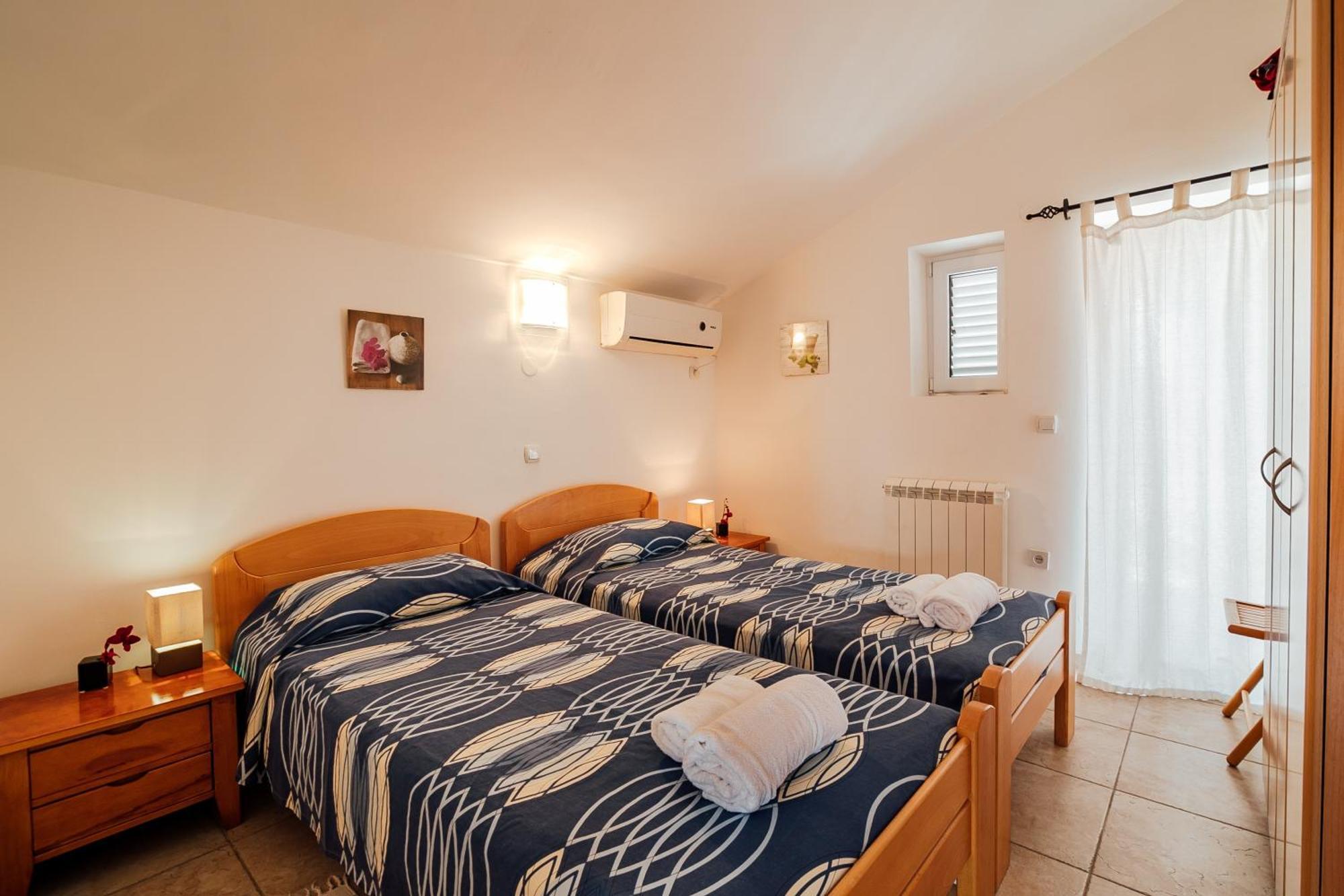 Holiday Home Amanda Hollick Kotor Dış mekan fotoğraf