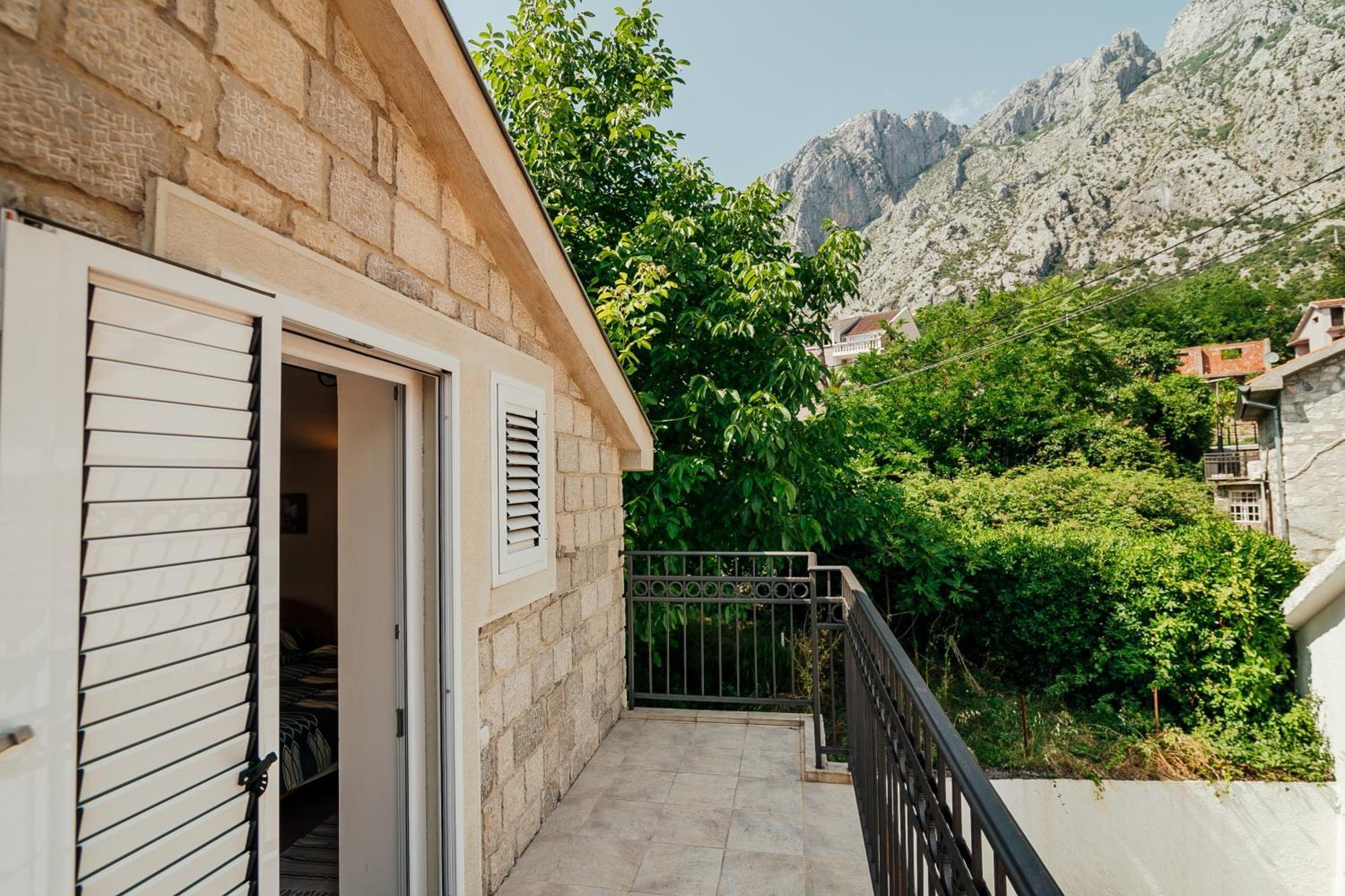 Holiday Home Amanda Hollick Kotor Dış mekan fotoğraf