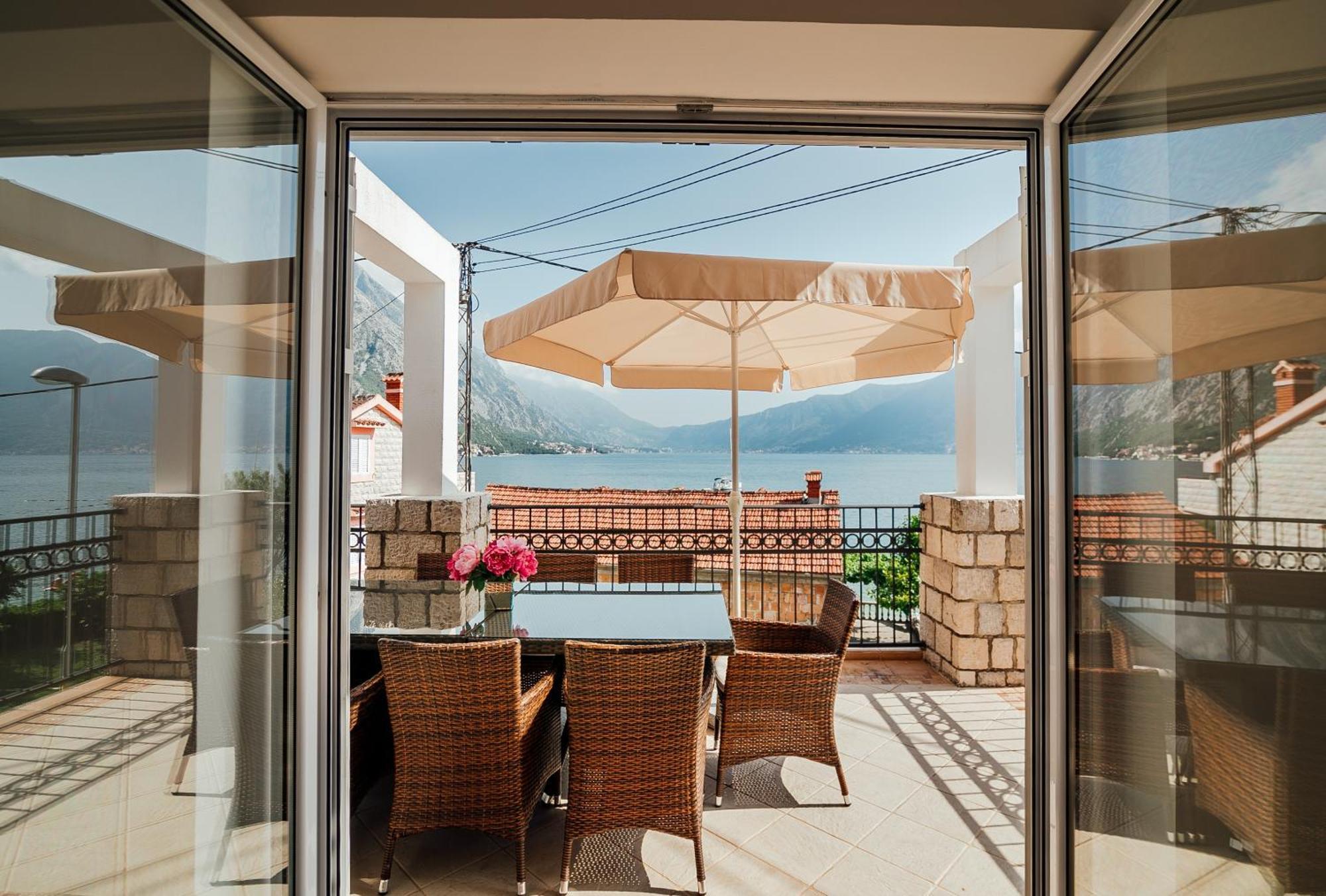 Holiday Home Amanda Hollick Kotor Dış mekan fotoğraf