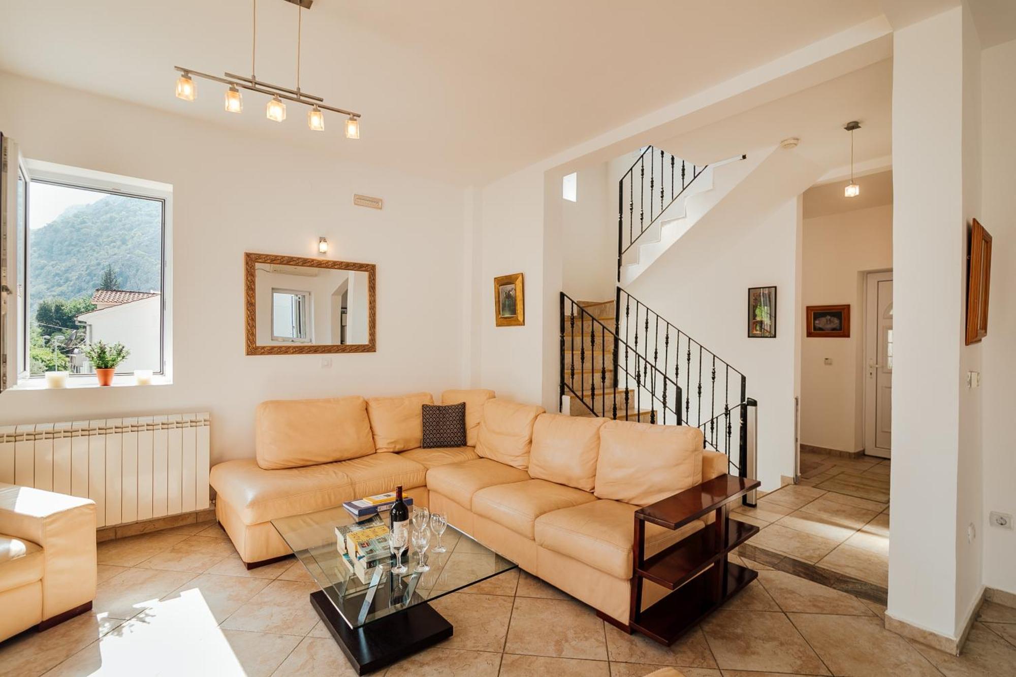 Holiday Home Amanda Hollick Kotor Dış mekan fotoğraf