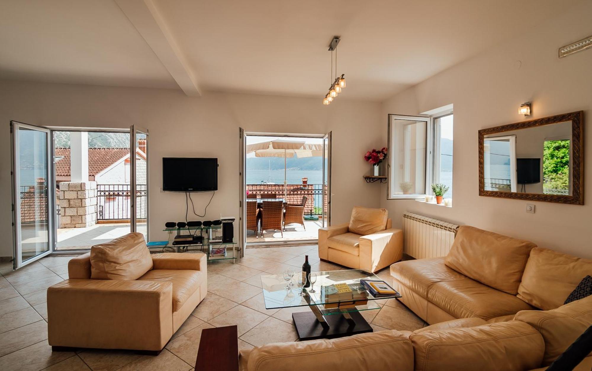 Holiday Home Amanda Hollick Kotor Dış mekan fotoğraf